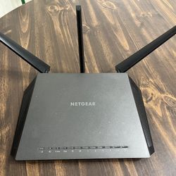 NETGEAR Nighthawk Smart Wi-Fi Router AC1900