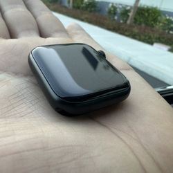 Apple Watch SE (2nd Gen)