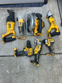 Dewalt 20v Max/XR Tools.