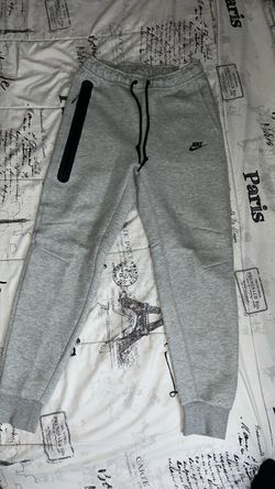 Nike tech sweats