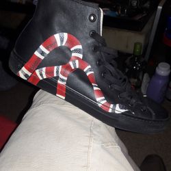 ** AUTHENTIC GUCCI MEN'S LEATHER HIGH TOP SNEAKERS** SIZE 8 