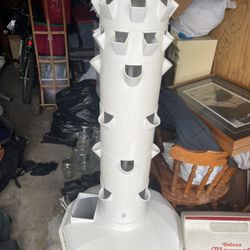 Tower Farm (Aeroponic Grow Tower)