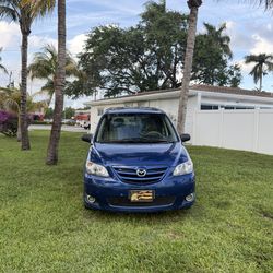 2004 Mazda MPV