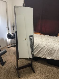 Jewelry Mirror Cabinet