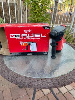 Shop Milwaukee M18 FUEL 18V Lithium-Ion Brushless Cordless 1 in. SDS-Plus Rotary Hammer (Tool-Only