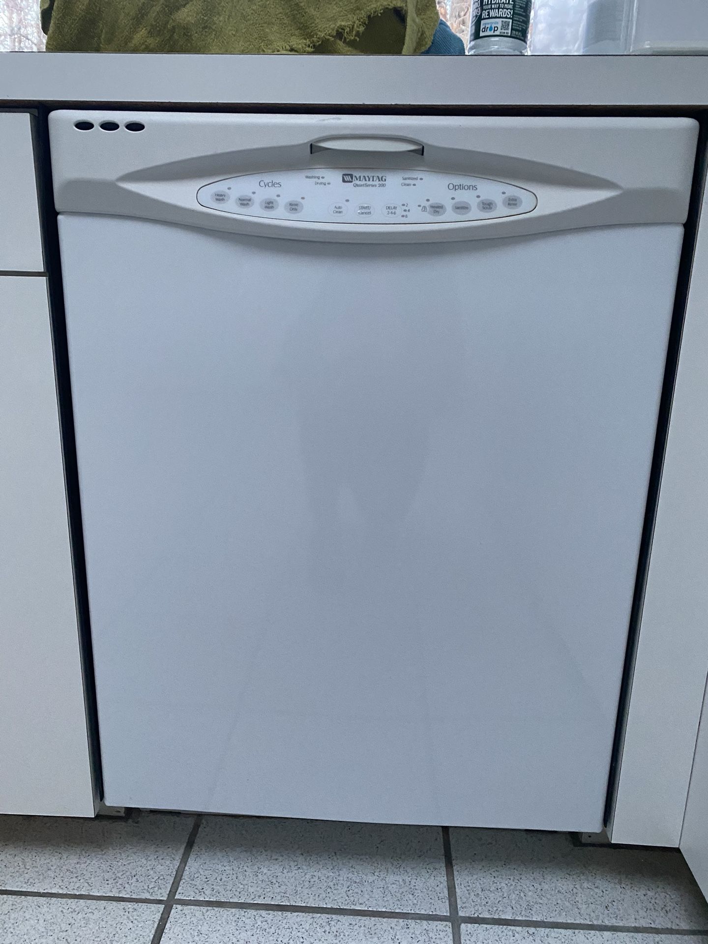 Maytag Quiet Series 200 Diswasher