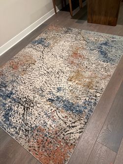 Rug - 7x5 ft