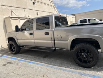 Chevy 1500 HD 2006