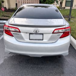  ⸻  🚗 2014 Toyota Camry – Reliable & Clean – Ready to Go!