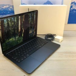 MacBook Air M2 Chip 