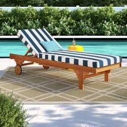 Reclining Lounge Tanning Chair with Cushion