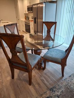 Round Glass Top Dining Table with 4 Chairs