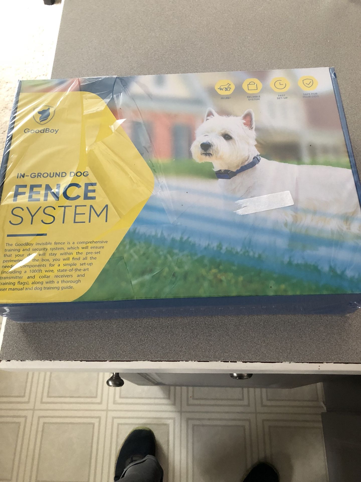 Fence system for dogs
