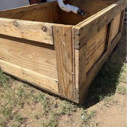 SELLING  EXTRA LARGE  SOLID WOOD PLANTERS  each $100.   EACH FIRM  $100. EACH SQUARE PLANTERS $100. each ! firm cash only by Yarbrough      PLANTER BO