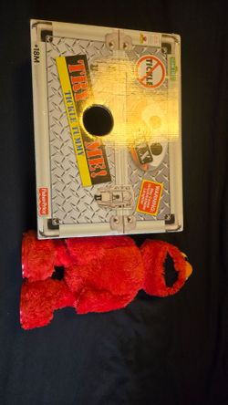 Fisher-Price Tickle Me Elmo Tickle Tummy NOT TESTED