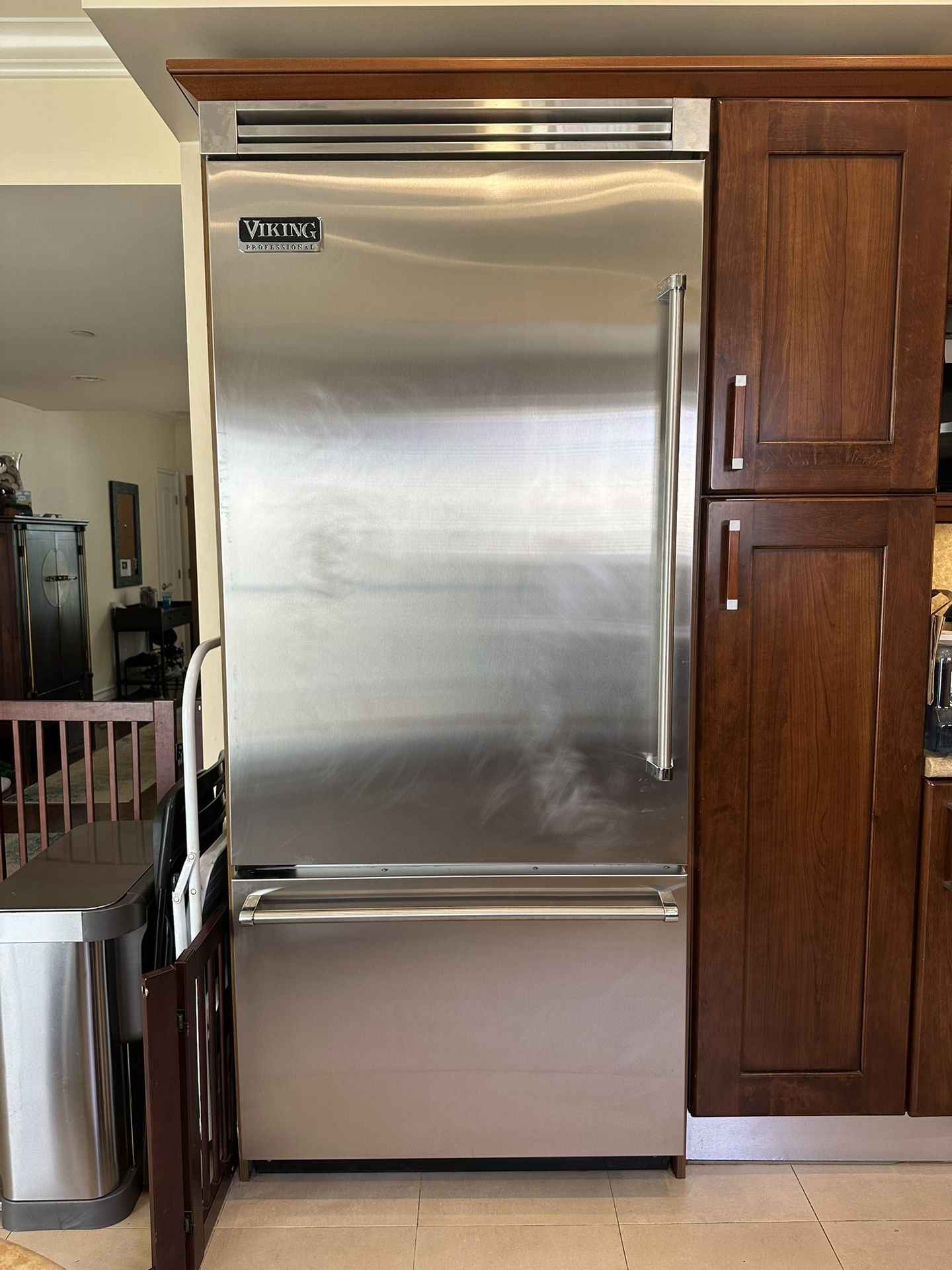 Working Viking Refrigerator and Freezer 