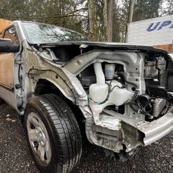 2010 Honda Pilot Ex for Parts
