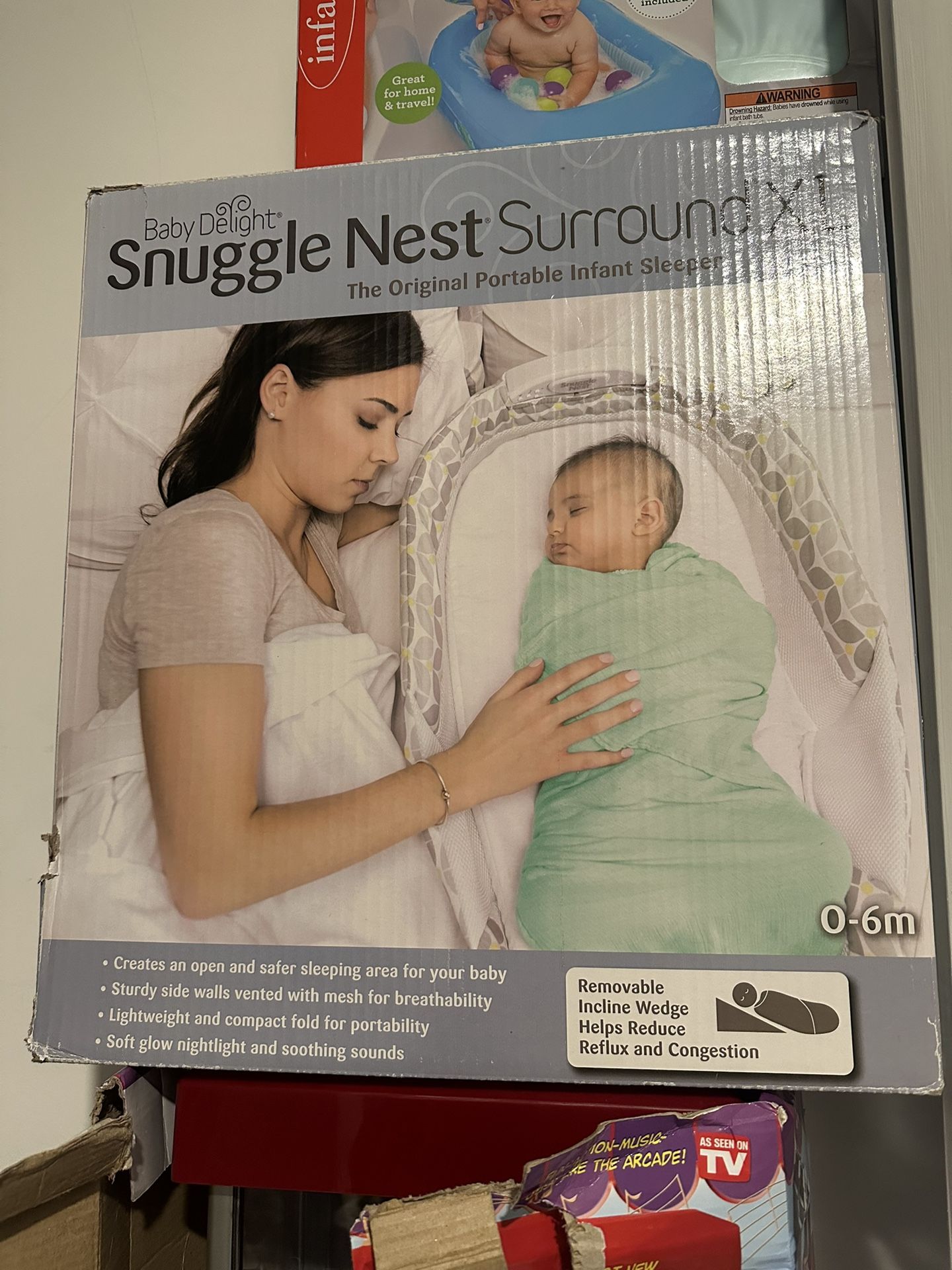 Baby Delight Snuggle Nest Harmony Portable Infant Sleeper In Silver Blossom