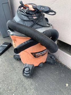 RIDGID WET/DRY vacuum