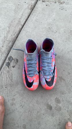 Soccer cleats 9