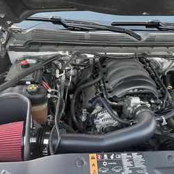 14-19 Chevy Silverado GMC Sierra Cold Air Intake Kit (brand New)