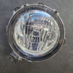 Jeep Wrangler Driver Side Headlight 2018 2019 2020 2021 2022 Part $100