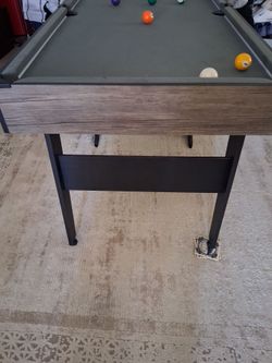 Mini pool 🎱 table