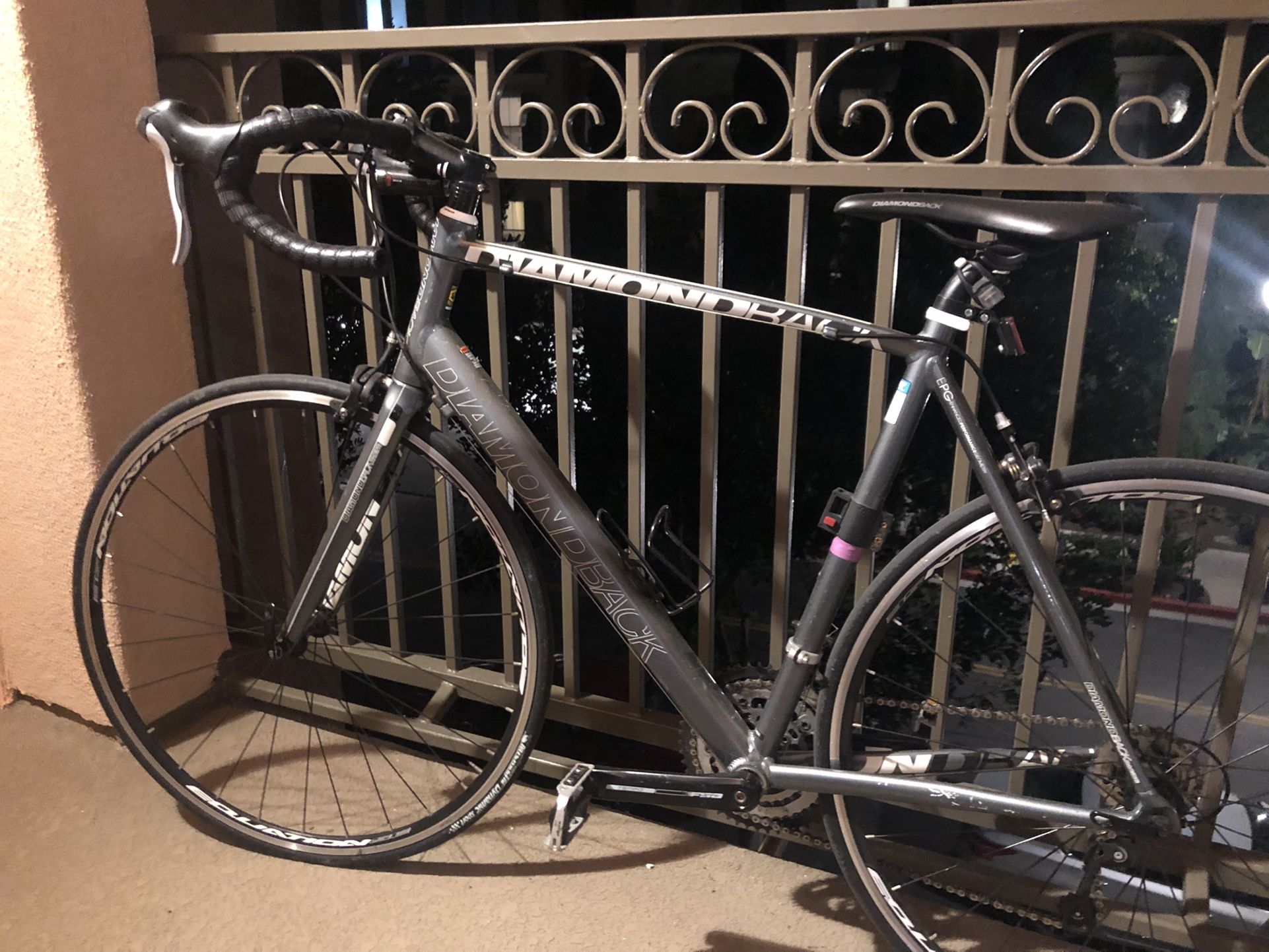 Diamondback Podium 1 Road Bike with 700c Wheels for Sale in Irvine, CA