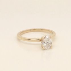 Engagement Ring 14k yellow gold size 7.5