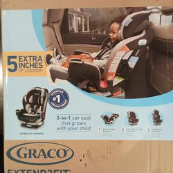 Brand New Graco Extend2Fit 3 In 1 Car Seat
