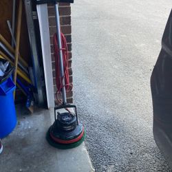 Oreck Floor Scrubber W Pad Holder 
