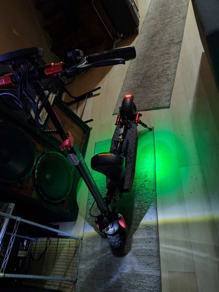 Ever Cross Electric Scooter H9 (Pending)