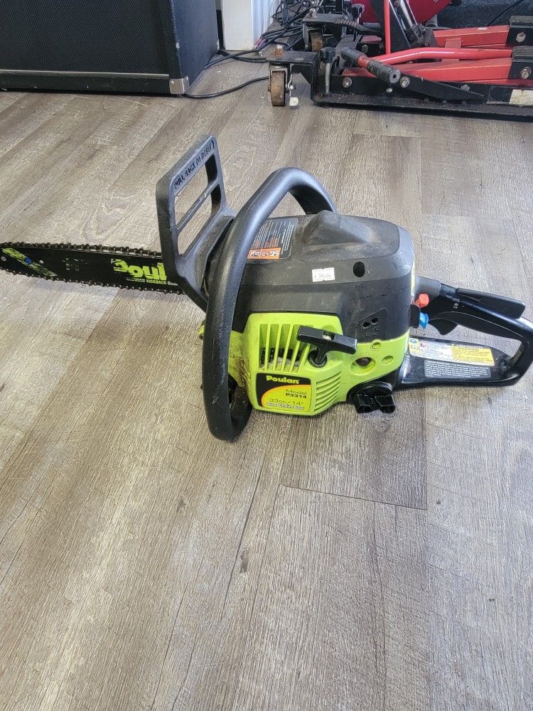 Poulan Model P3314 33cc/ 14 Gas Chainsaw