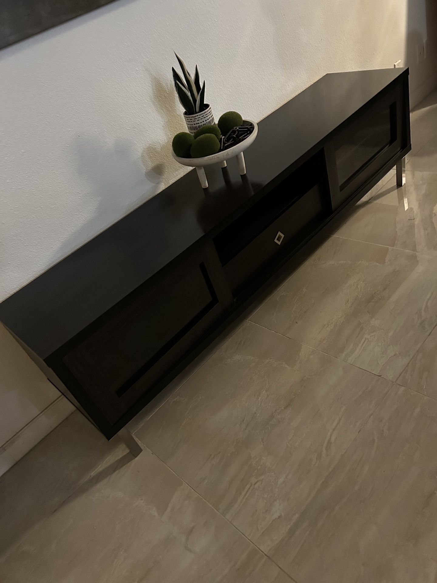 Long Decor Stand