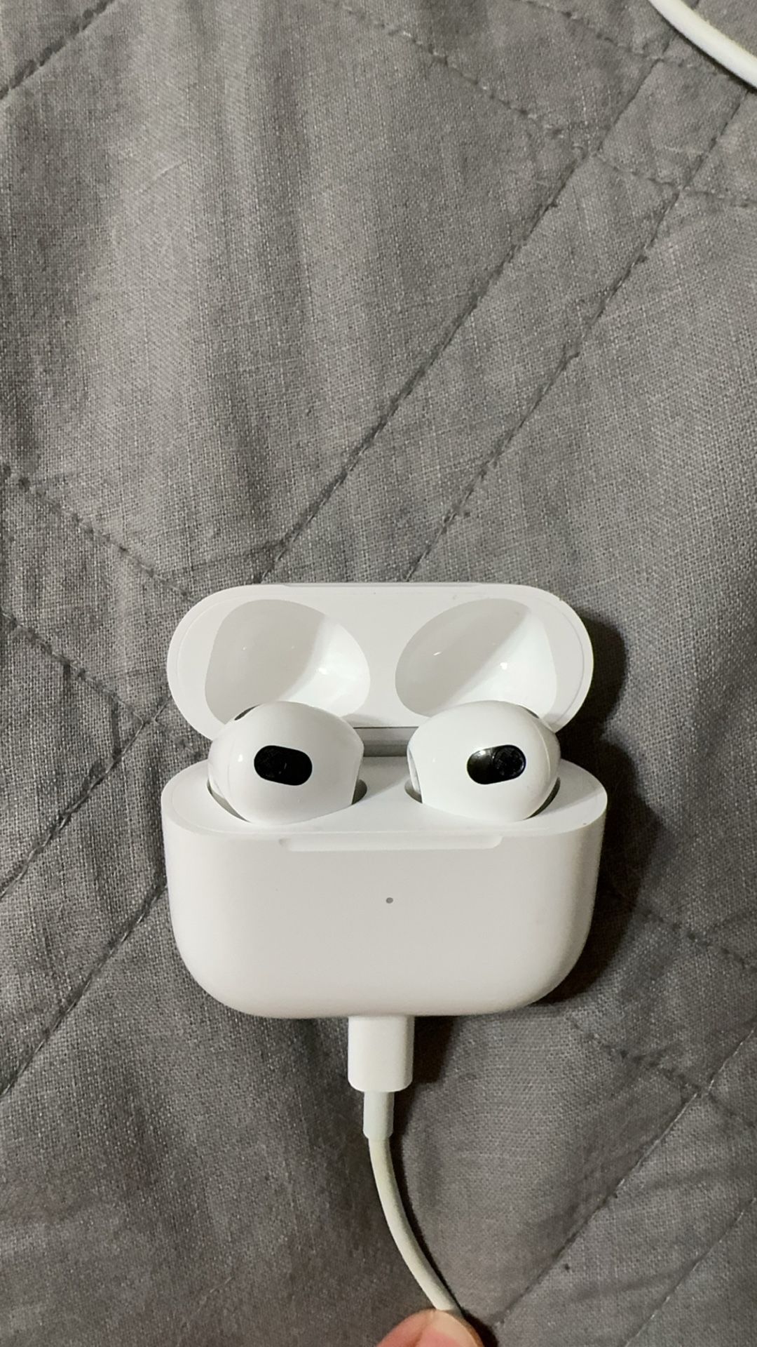 Apple AirPods (3rd generation) 