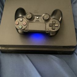 PS4 SLIM 500GB - $100 (obo)