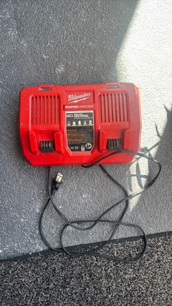 Milwaukee M18 Rapid Charger