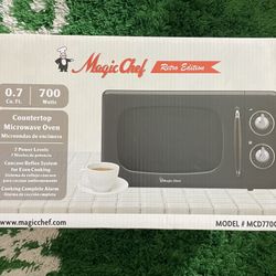 Brand New Magic Chef Retro Microwave 