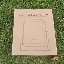 Hollywood Vanity Light Up Mirror New