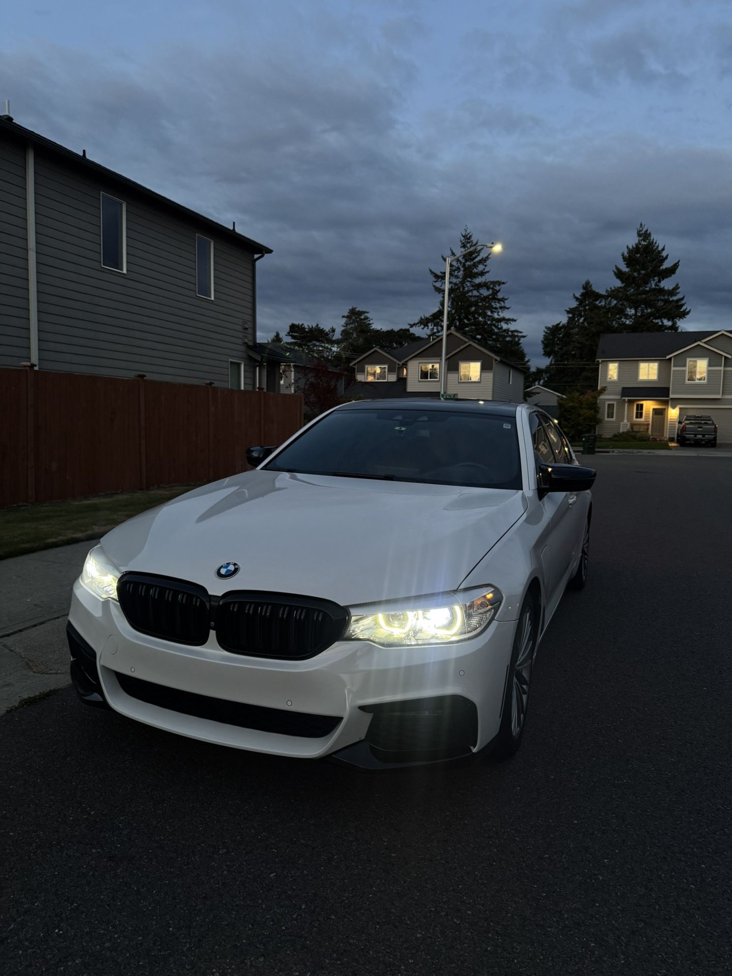 2019 BMW 530e