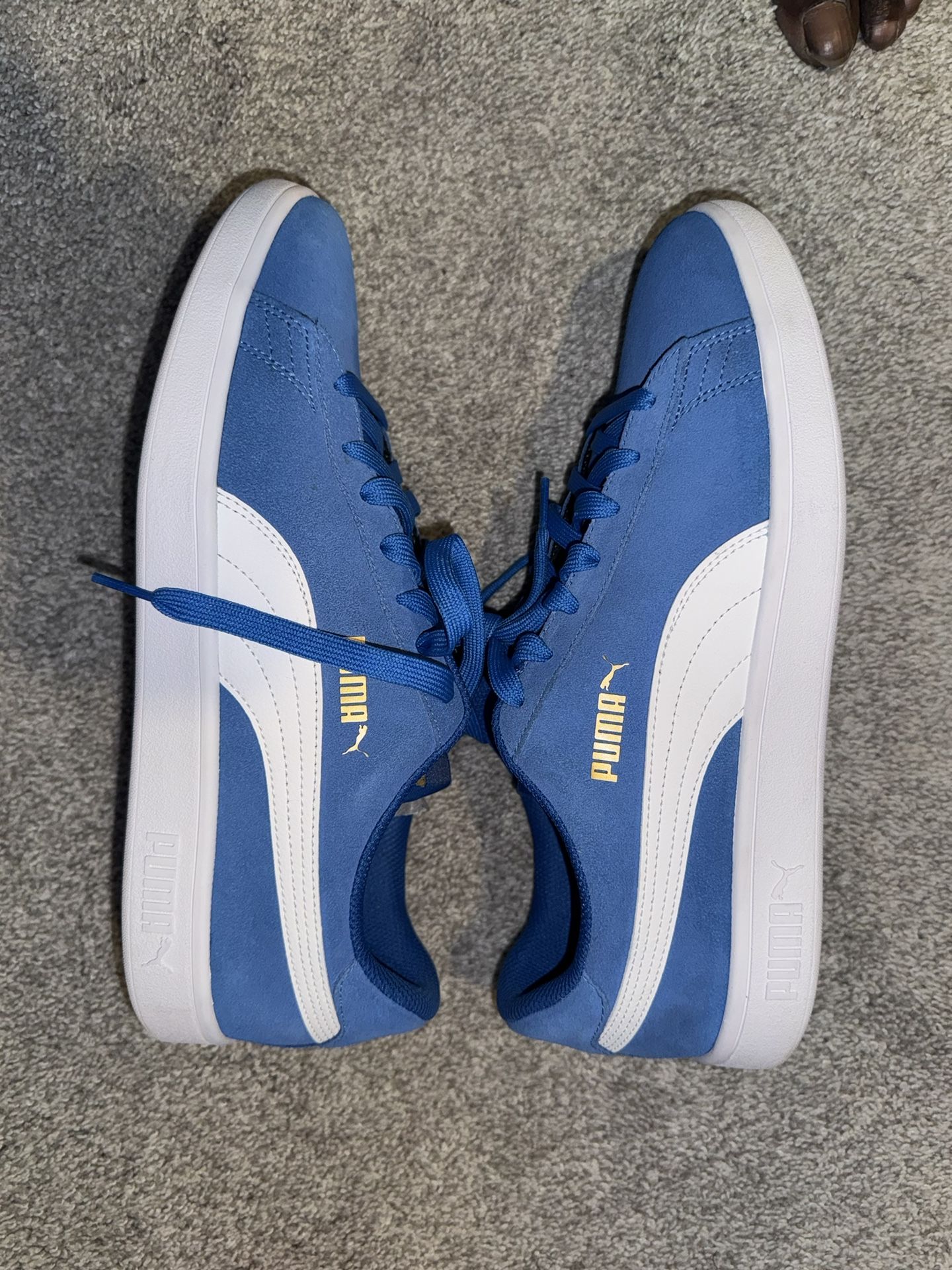 puma shoes sz.11