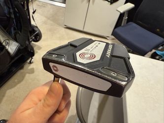Odyssey 2 Ball 11 Putter