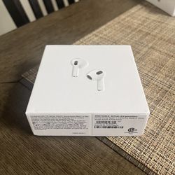 Apple AirPods 3rd Gen