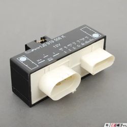 Auxiliary Fan Control Unit URO Parts for Audi and Volkswagen