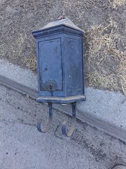 Vintage 1950's Tudor Mailtainer P.N. Co. Fulton, IL Metal Wall Mount Mailbox Paper Rack. Lil dusty, but Great Condition....asking ONLY $80.00