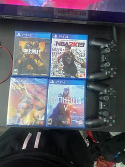 PS4 Games And Controllers