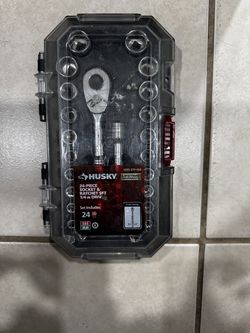 HUZKY . 1/4 In. Drive Ratchet Sae/metric Standard Socket Set (24-piece). Like New .