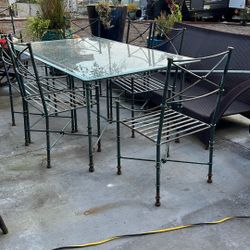 Iron Out Door Table Set - “Restoration Hardware Style”