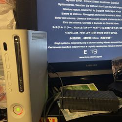 Xbox 360 With Original Box ( Has ERROR CODE) “ AS IS “