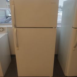 Refrigerator with warranty 